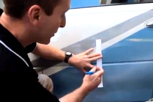 Разпъване на самозалепващо фолио