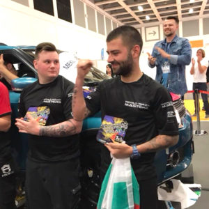 Титлата шампион по апликиране на автомобилно фолио все Иван Тенчев Титлата шампион по апликиране на автомобилно фолио все Иван Тенчев