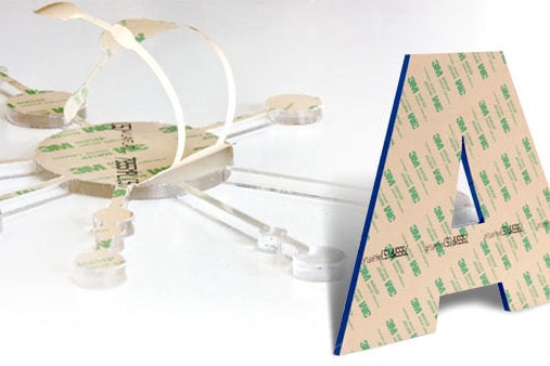 релефни букви от плексиглас