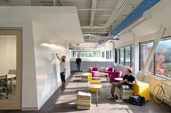 Walls, wrapped with 3M Whiteboard Film in an IT office