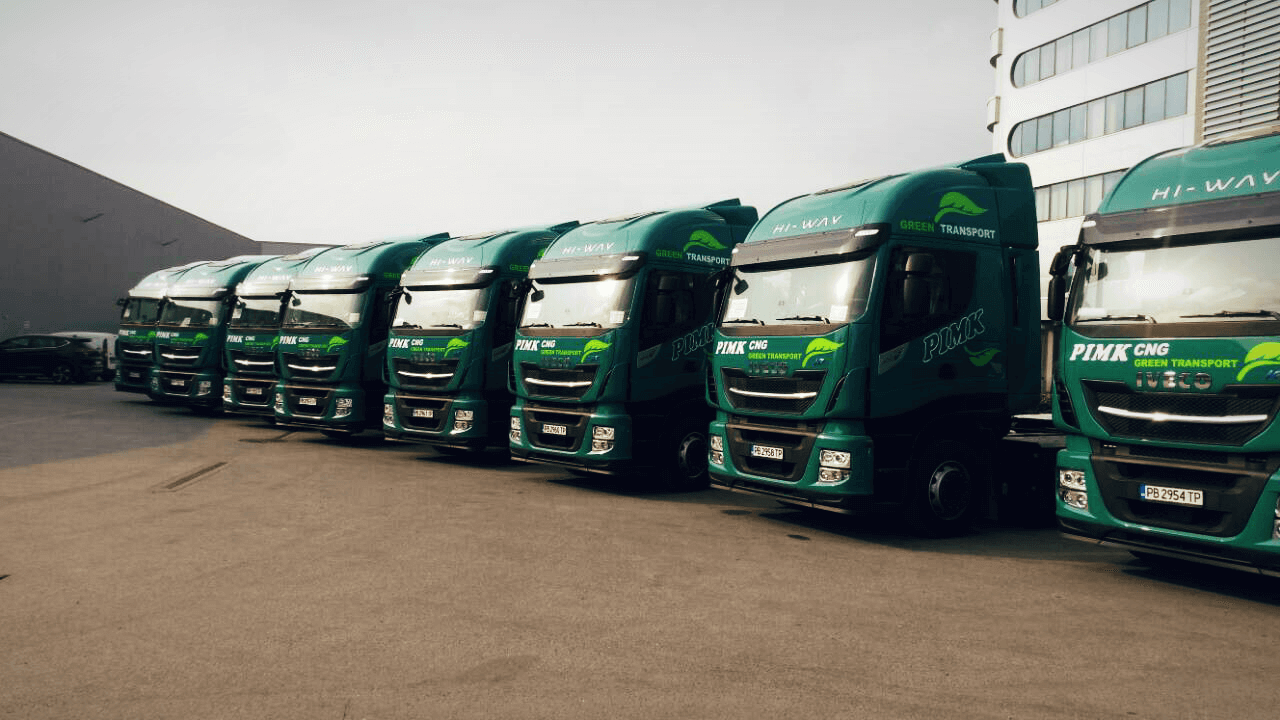 Транспортна компания PIMK преобрази камионите си с 3M Scotchcal 50