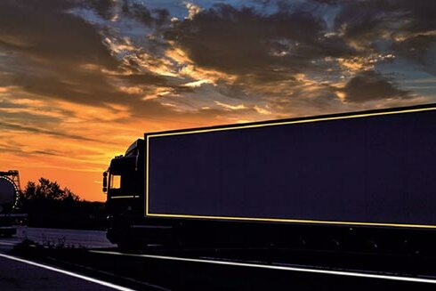 Benzi de vizibilitate pentru camioane – Regulamentul ECE104