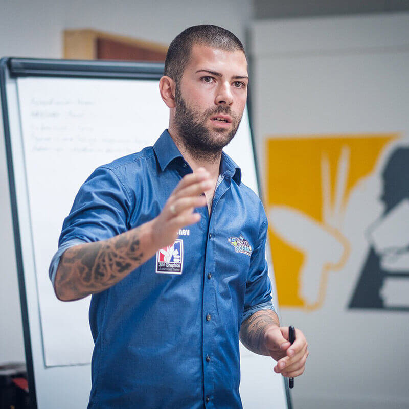 Иван Тенчев дава съвети за инстаиране на фолио