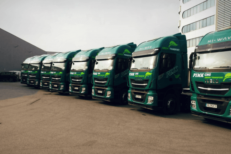 Транспортна компания PIMK преобрази камионите си с 3M Scotchcal 50