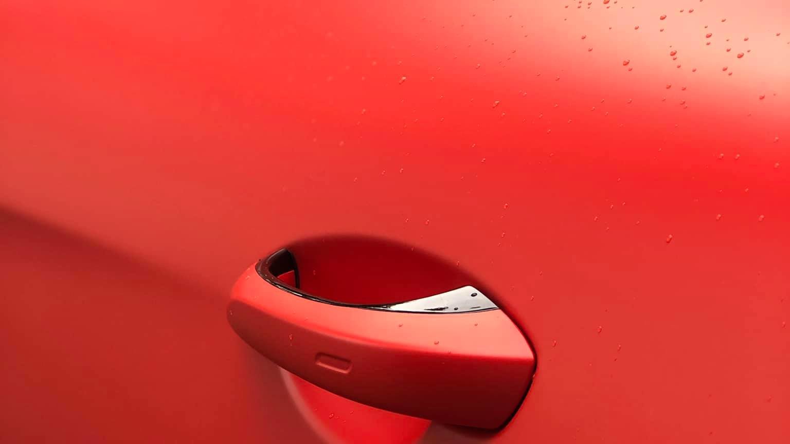 Червен Мат, Porshe Panamera облепено с 3M фолио за автомобили 2080 M13 - Red matte