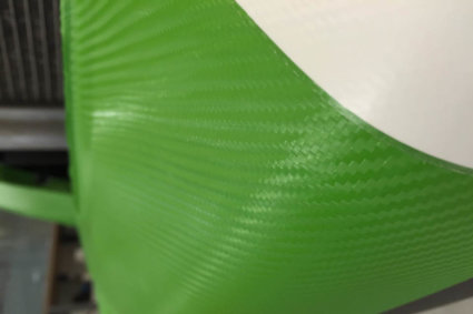 3M Wrap Overlaminate 8900 - прозрачен ламинат, карбон върху зелено фолио