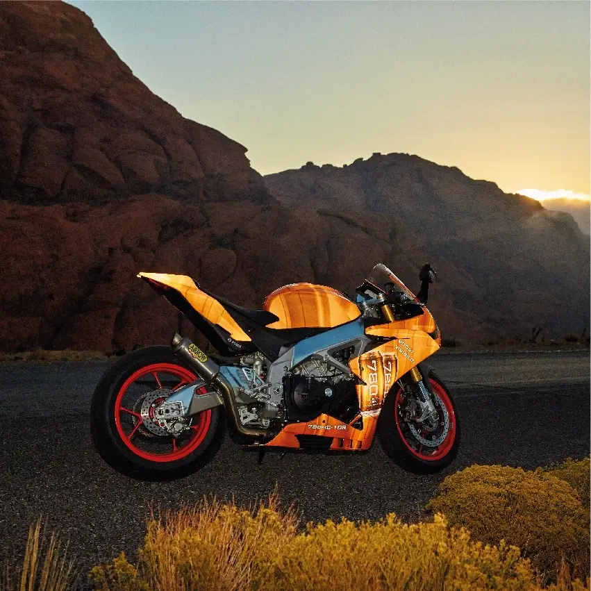 Видимост без компромиси: 3M™ Scotchlite™ Print Wrap Film 780mC-10R и приложенията му